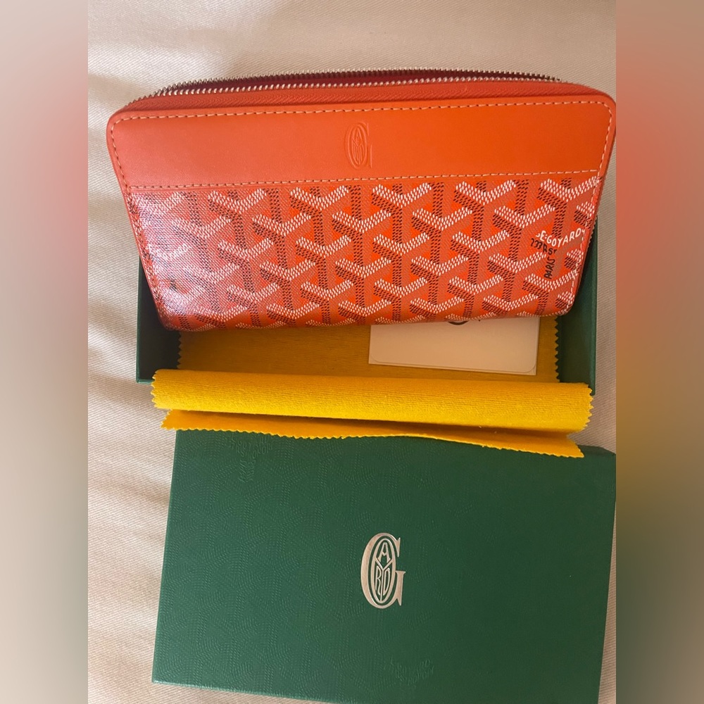 Goyard Orange Matignon GM Wallet NEW WITH TAGS and Box